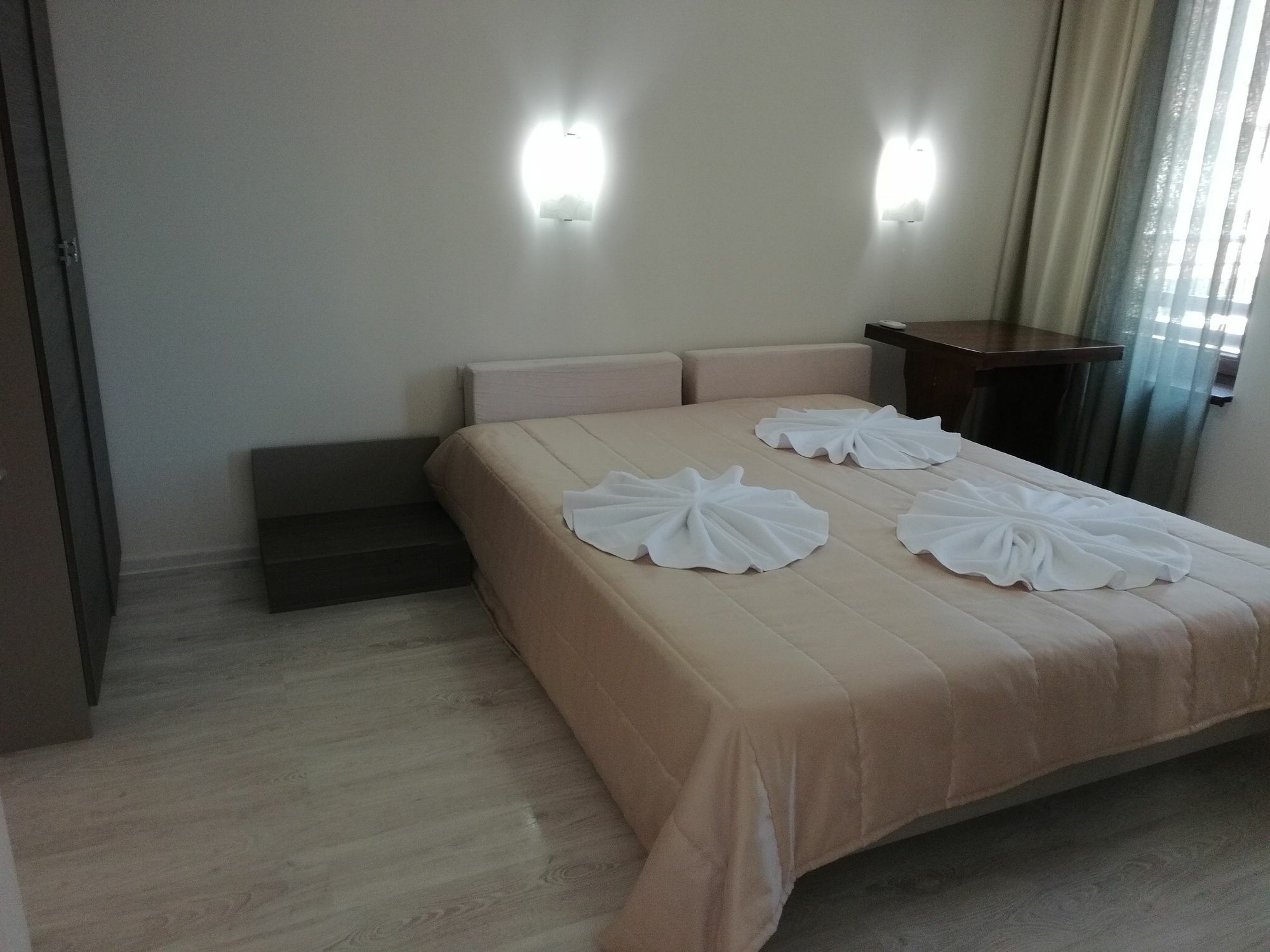 Stardreams Apartments Светий Влас Екстер'єр фото